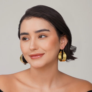 Hammered Square Hoop Earrings – view 5 | Raavi Jewelry