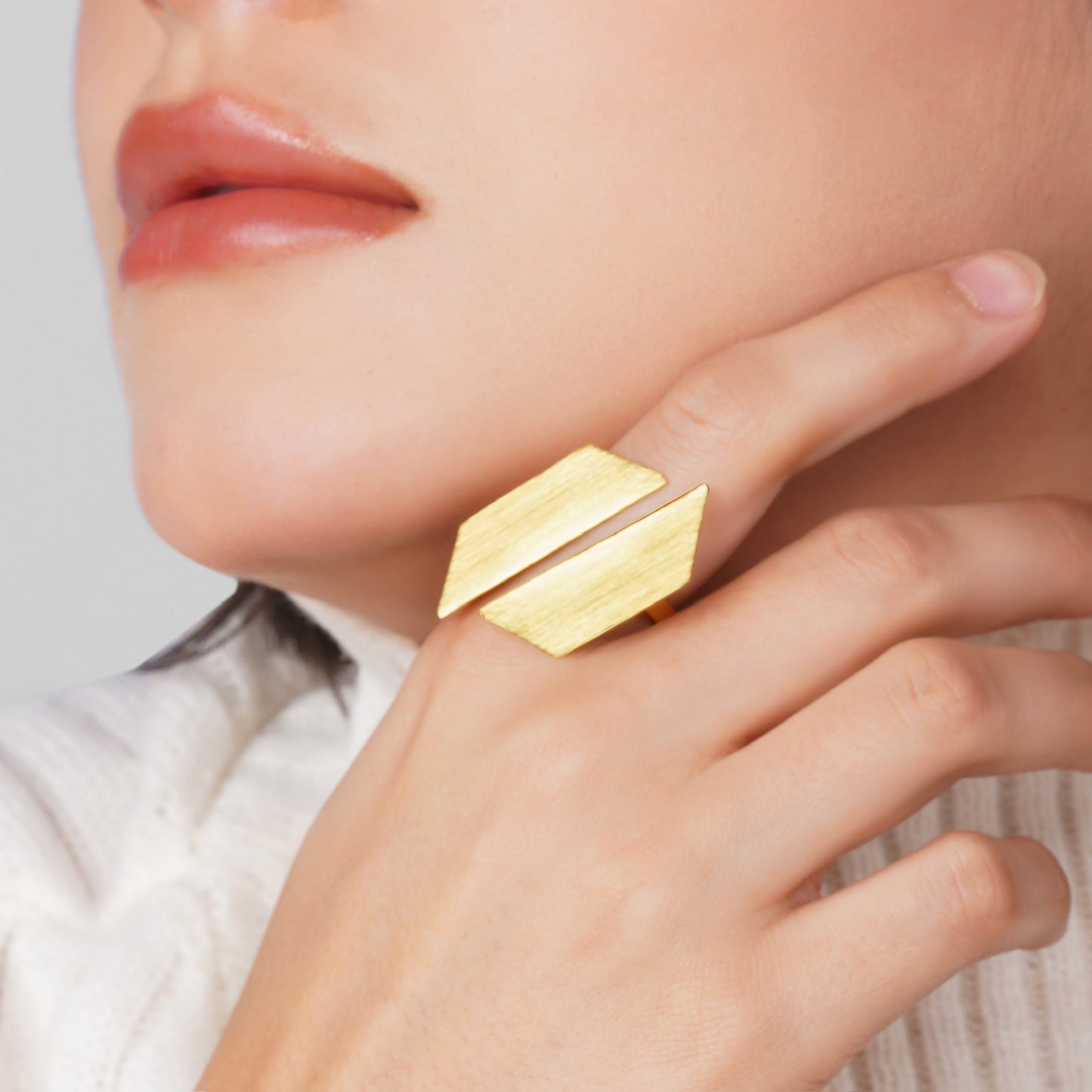 Edgy Ring: Adjustable Modern Jewelry