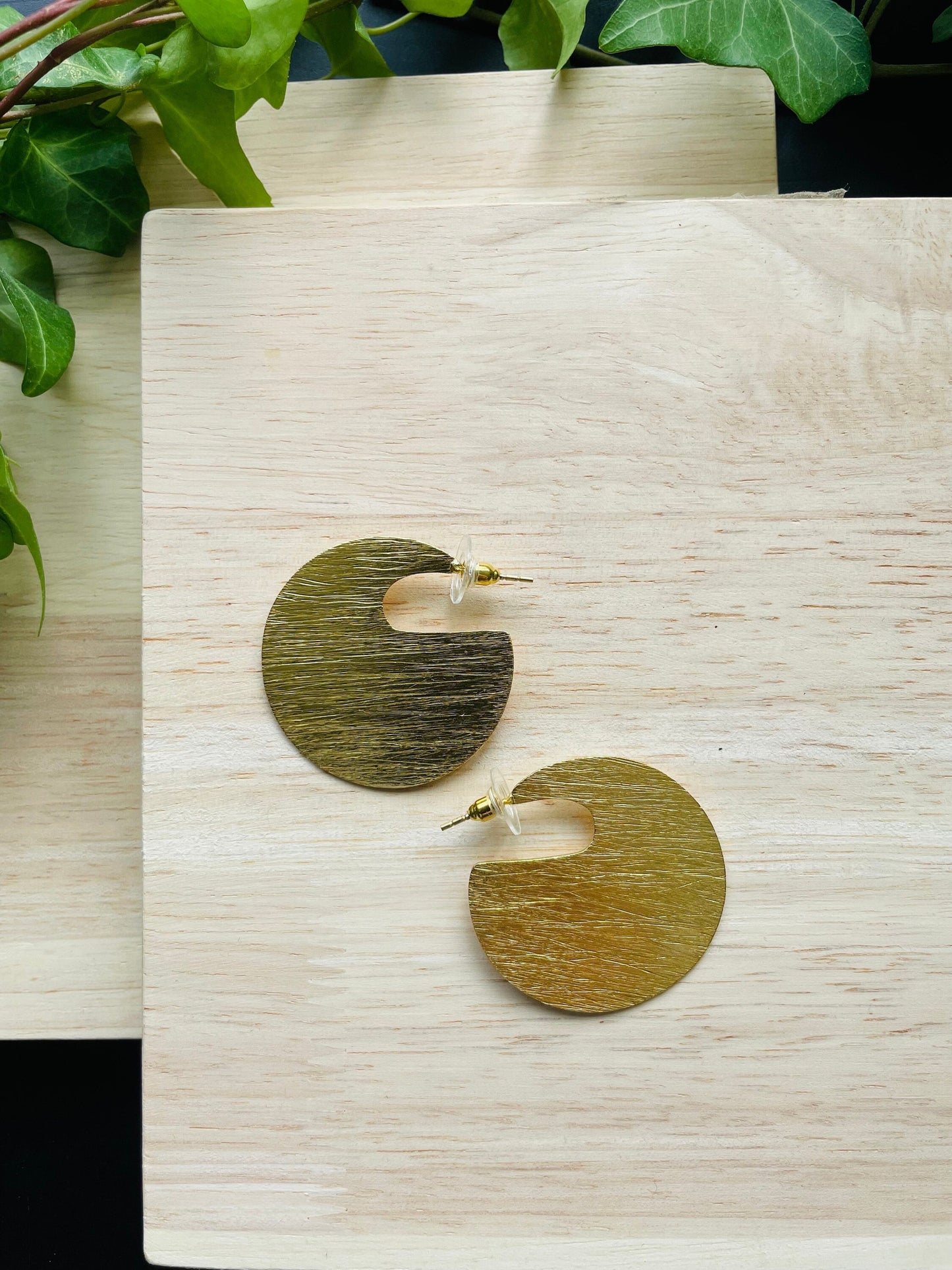 Round Boho Earrings – handmade gold-plated brass earrings, nickel-free | Raavi Jewelry