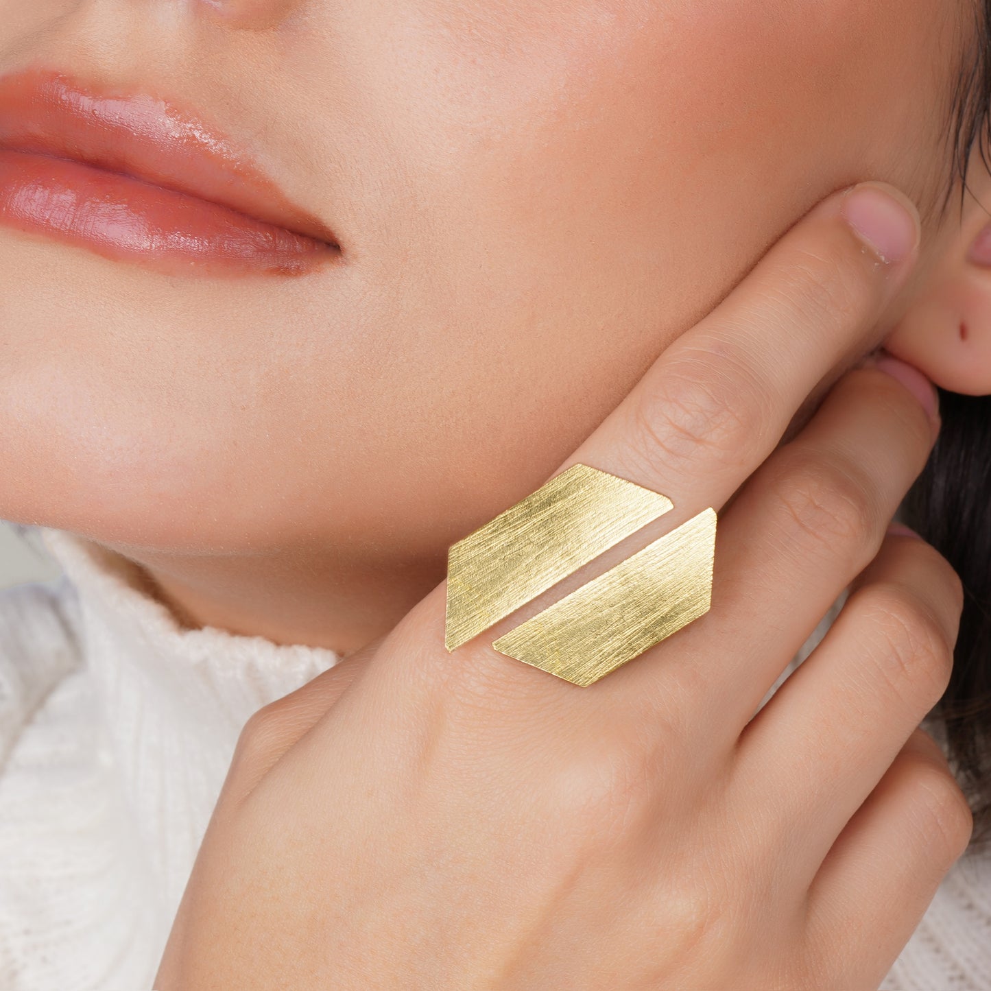 Edgy Ring: Adjustable Modern Jewelry