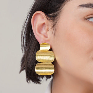 Stacked Disc Earrings – detail close-up | Raavi Jewelry