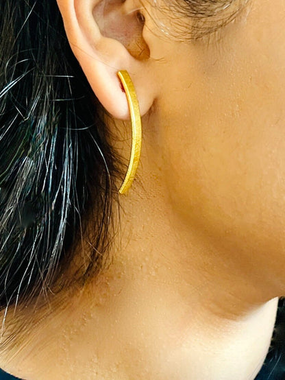 Slight Curved Bar Stud – view 5 | Raavi Jewelry