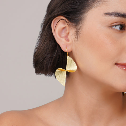 Sculptural Gold Twist Drop Earrings