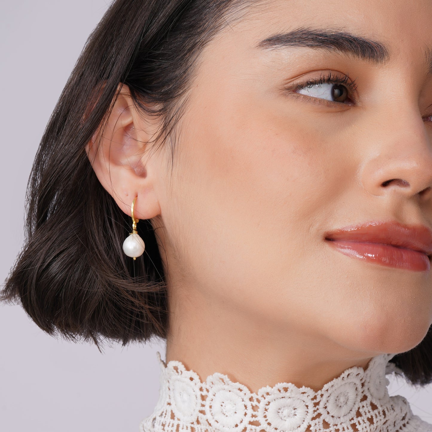 Pearl studs