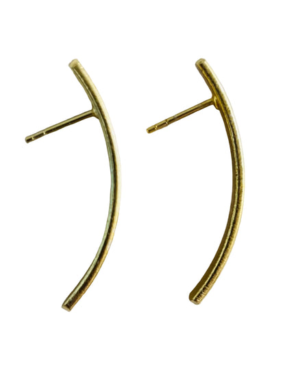 Curved Bar Earring