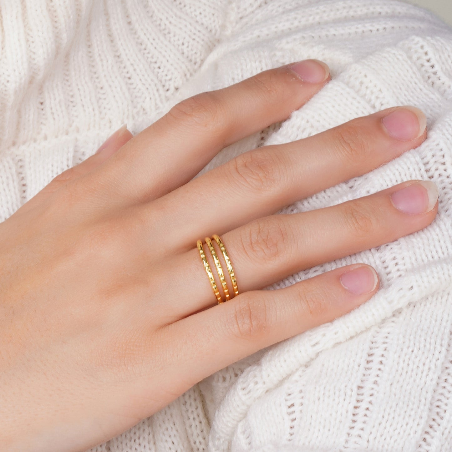 Tripple Wire Ring: Modern Geometric Statement