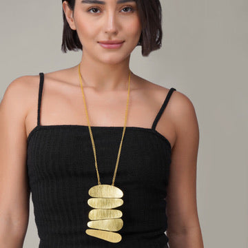 Tiered Gold Necklace – side view | Raavi Jewelry
