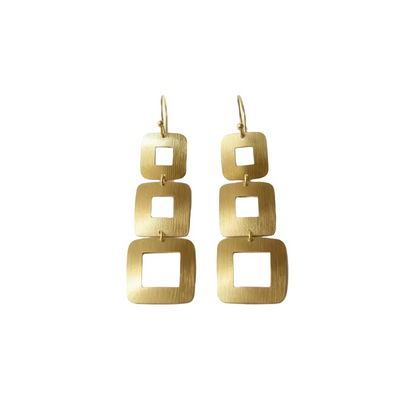 Gold 3 tire square earrings