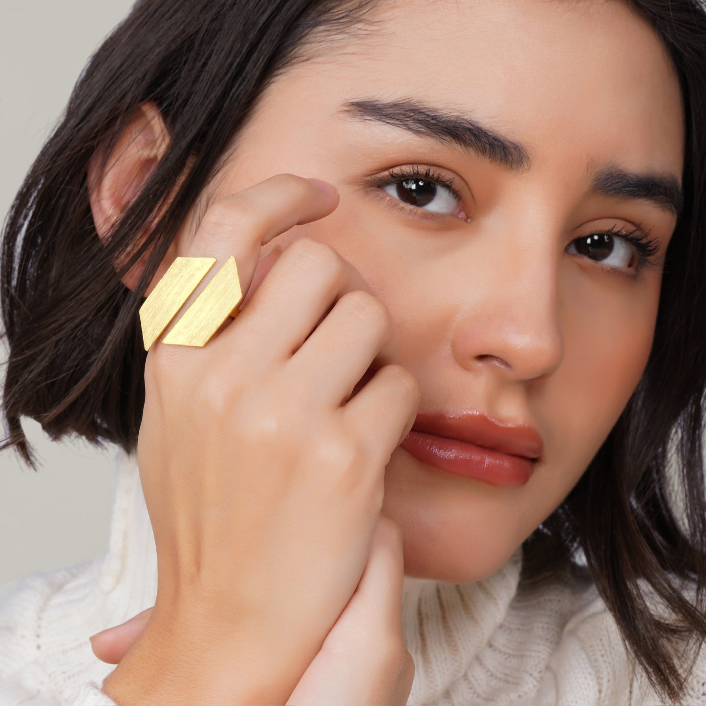 Edgy Ring: Adjustable Modern Jewelry