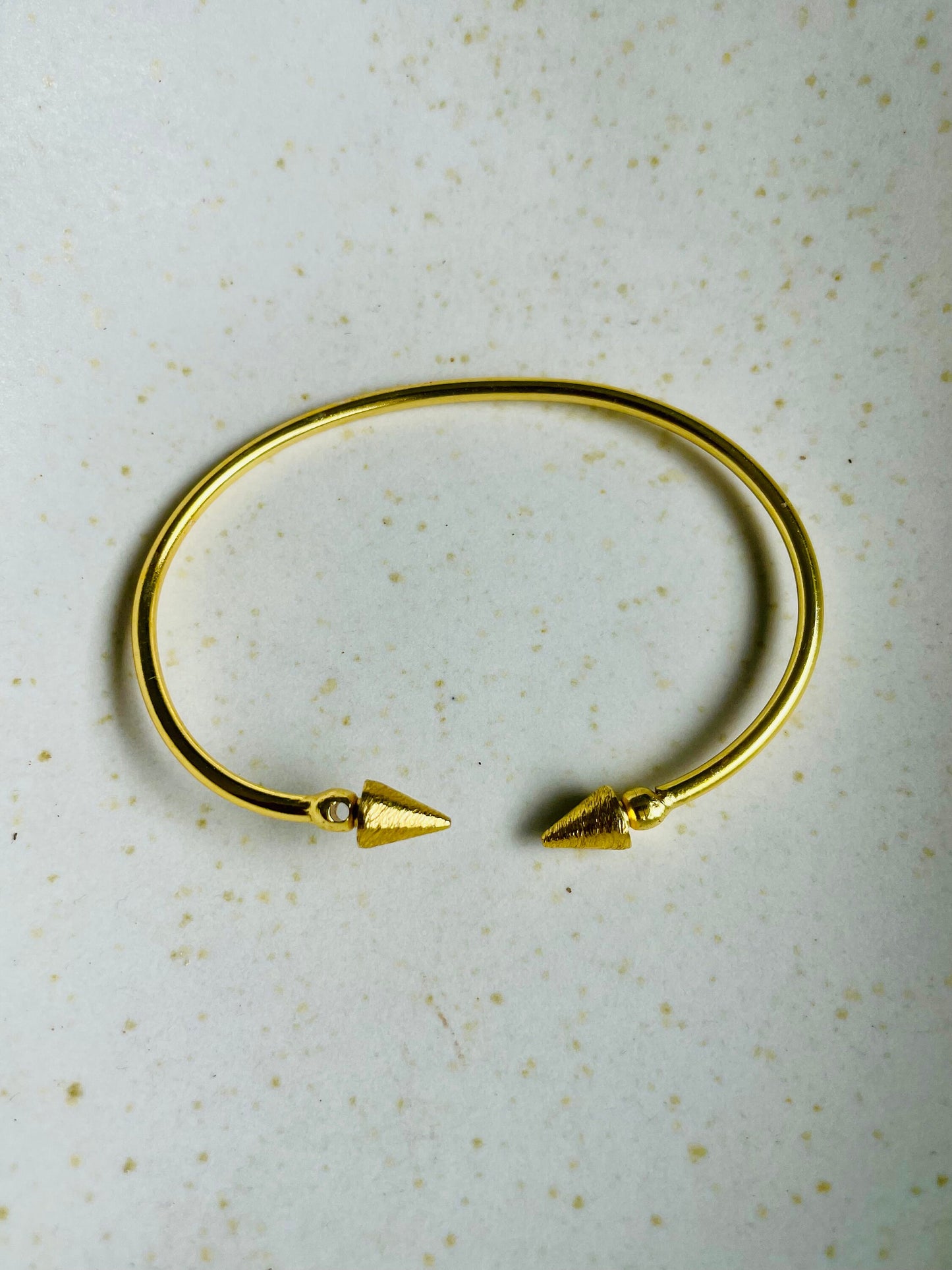 Band Bracelet – detail close-up | Raavi Jewelry