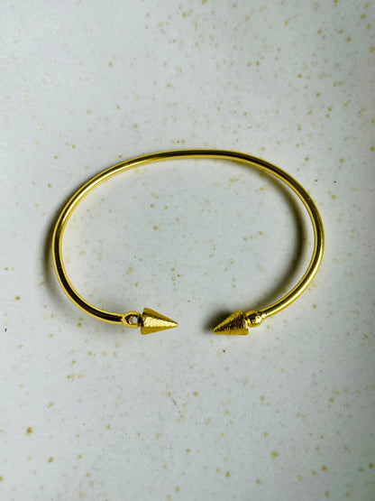 Band Bracelet – detail close-up | Raavi Jewelry